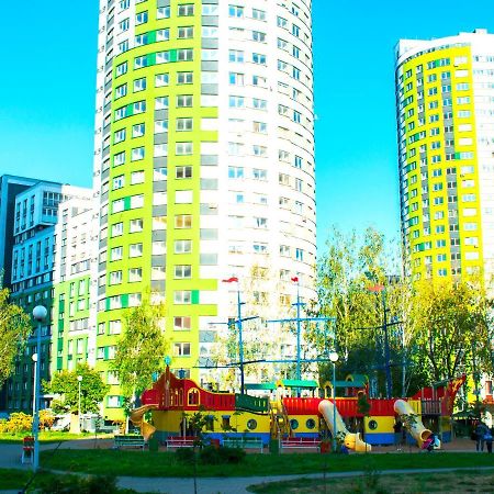 Jacuzzi New Loft Apartcomplex Kaskad, Минск - Центр Города มินสก์ ภายนอก รูปภาพ