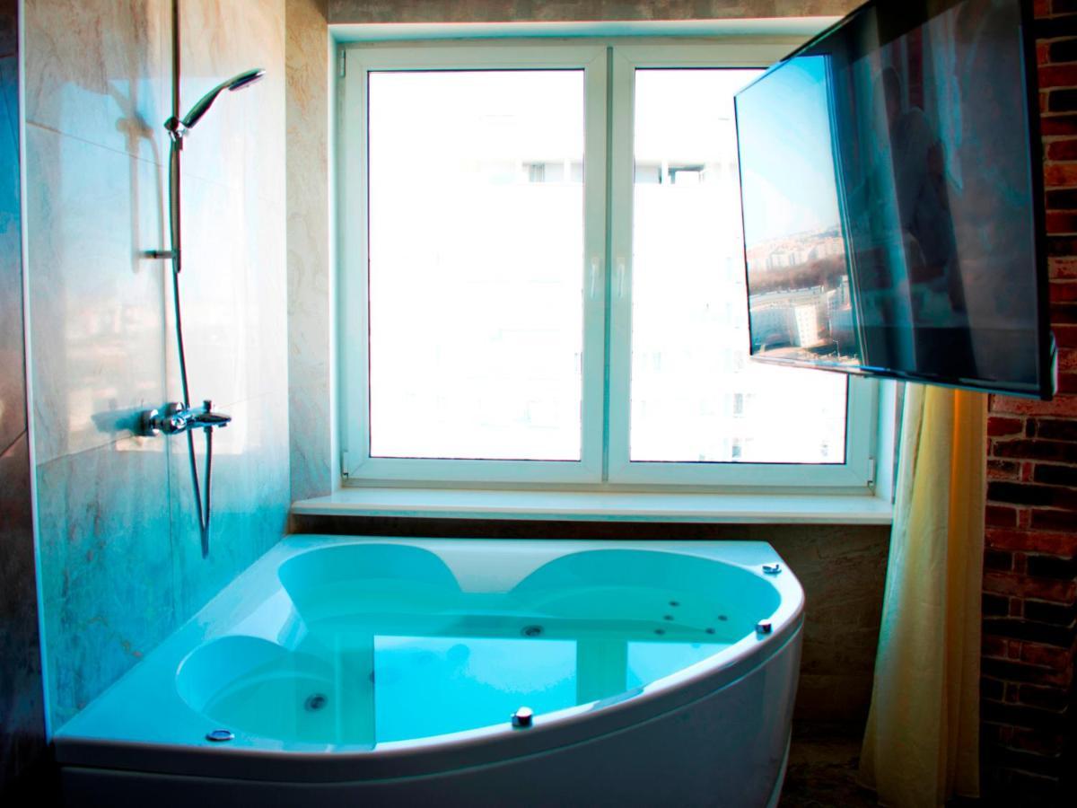 Jacuzzi New Loft Apartcomplex Kaskad, Минск - Центр Города มินสก์ ภายนอก รูปภาพ